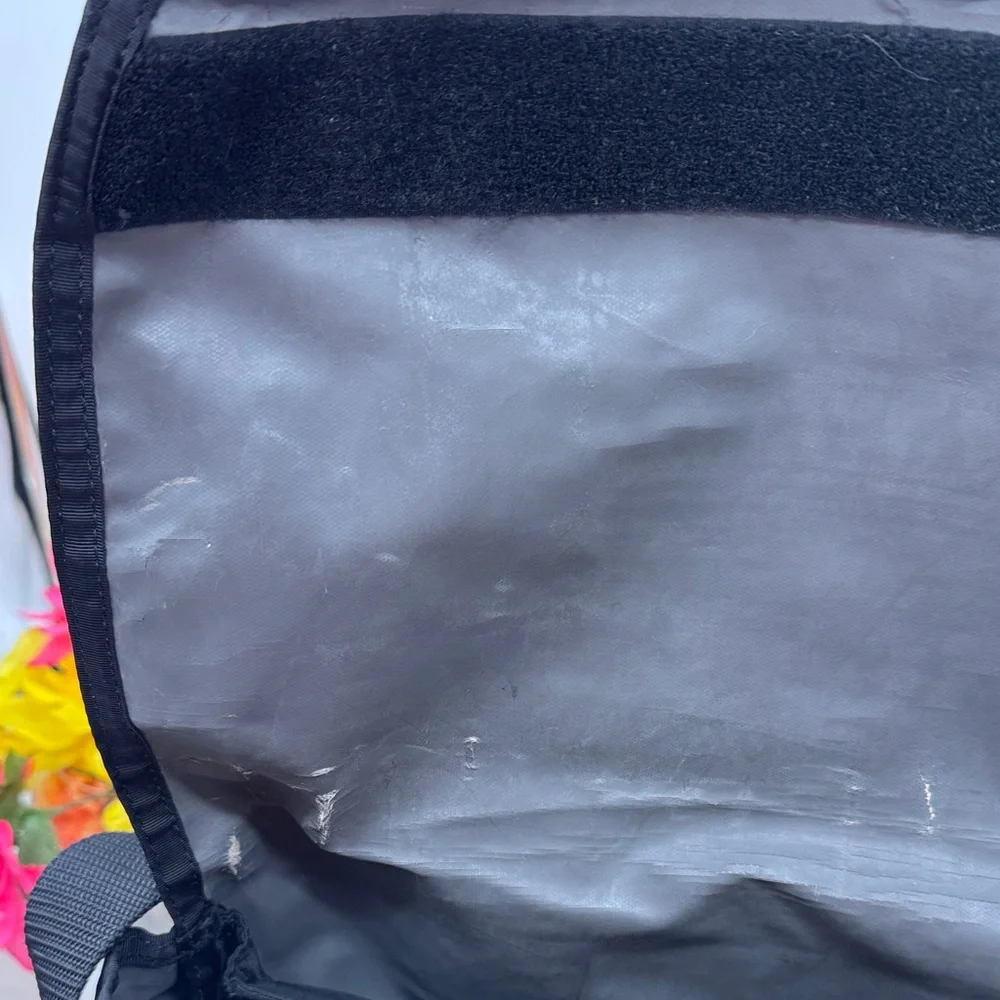 Timbuk2 Black and Neon Accents Messenger Bag TOT10043C